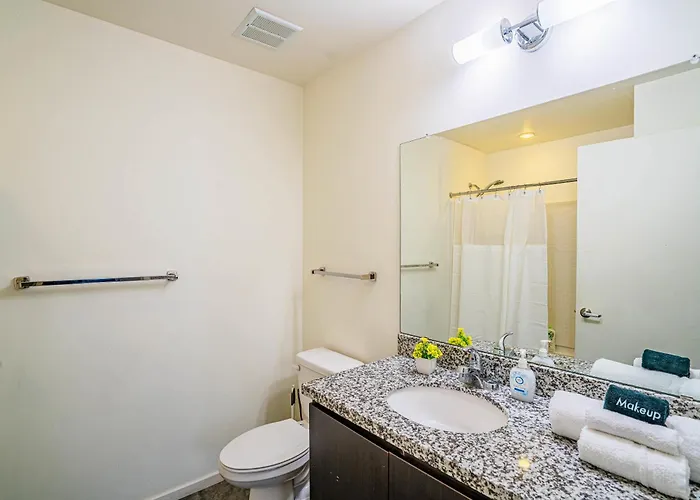 Appartement Dt Phx Getaway With Balcony Pool Gym And Wd Phoenix